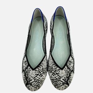 Rothy’s knot The flat in gray black python snake print round toe  8.5